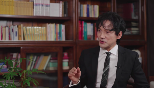 拇指划过八千年——72秒AI影像的文明考古学——中华网×抖音热点丙午新春联欢会AI共创视频《龙马乾行•万象归元》深度解读